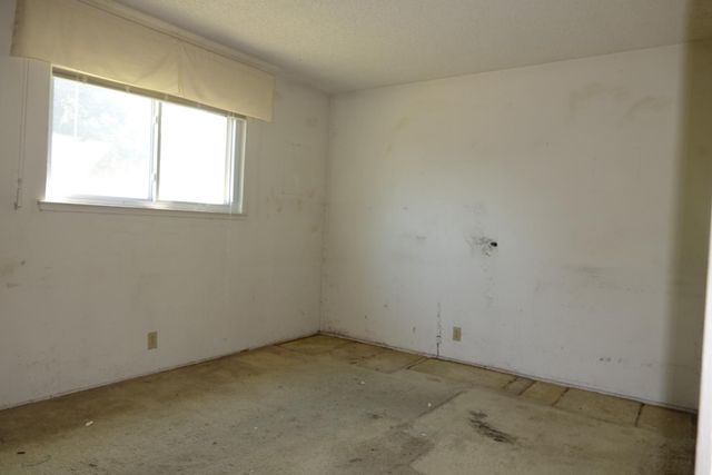 9325 Henley Way, Sacramento, CA 95826