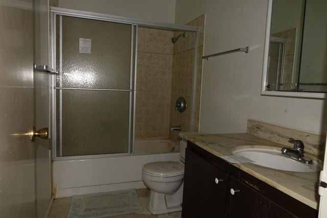 9325 Henley Way, Sacramento, CA 95826