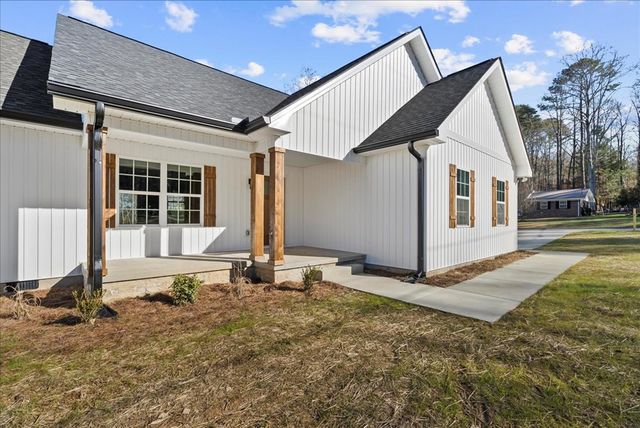 2904 Carol Circle, Rocky Face, GA 30740