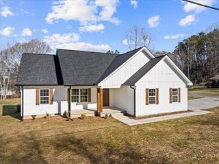 2904 Carol Circle, Rocky Face, GA 30740