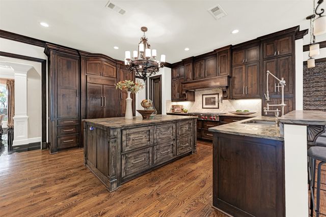 5705 Seville Court, Plano, TX 75093