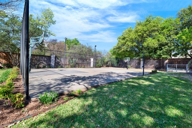 5705 Seville Court, Plano, TX 75093