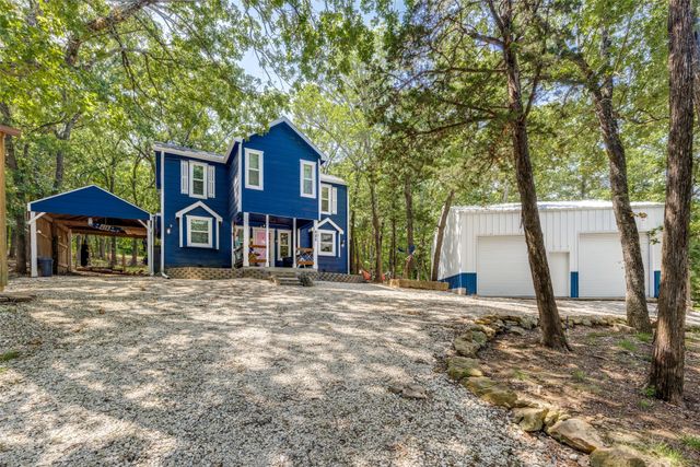 191 Black Forest Drive, Pottsboro, TX 75076