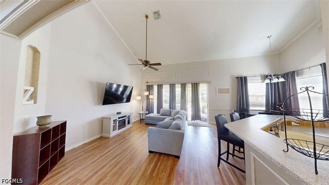 138 Burnt Pine DR, Naples, FL 34119