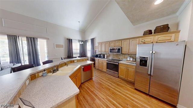 138 Burnt Pine DR, Naples, FL 34119