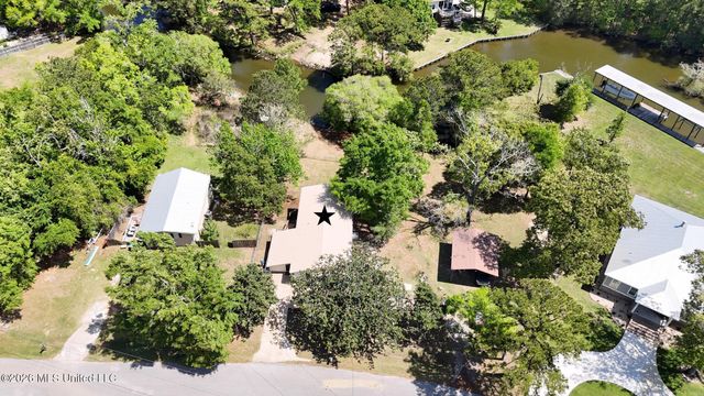 2512 Bahama Drive, Gautier, MS 39553