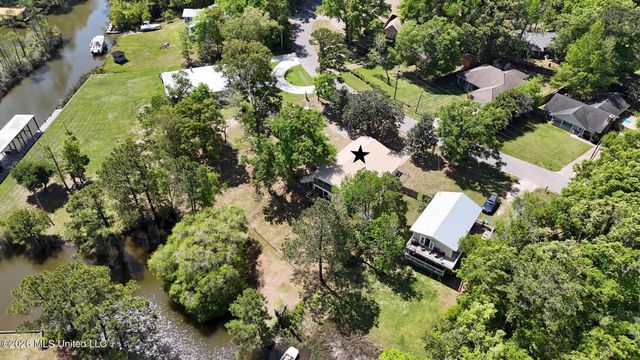 2512 Bahama Drive, Gautier, MS 39553