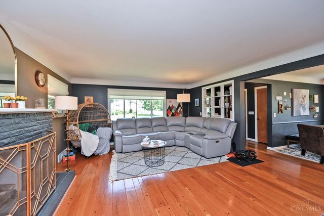 6941 Rosemary Lane, Cincinnati, OH 45236