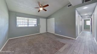 9276 GREENLEAF Road, Jacksonville, FL 32208