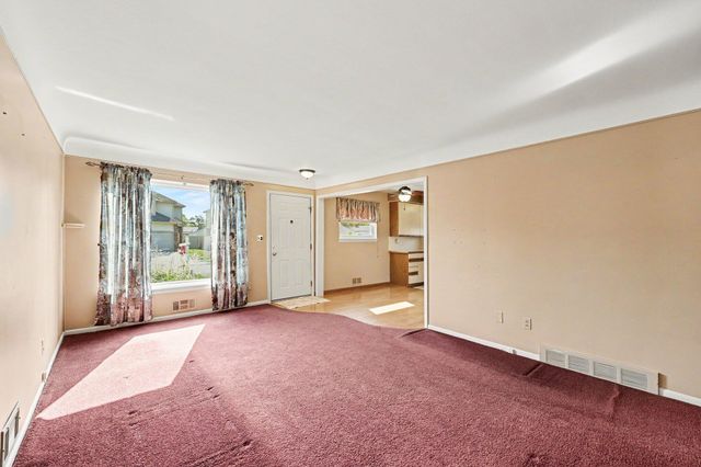 32011 Saint Margaret, Saint Clair Shores City, MI 48082