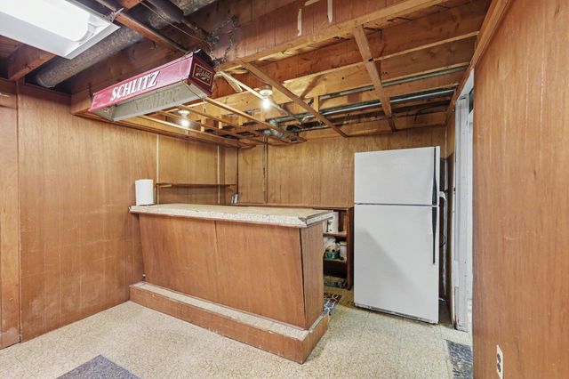 32011 Saint Margaret, Saint Clair Shores City, MI 48082
