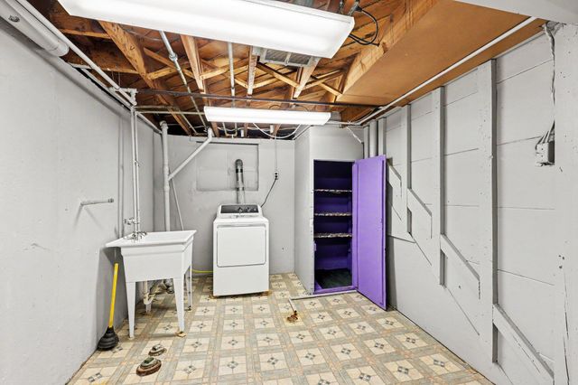 32011 Saint Margaret, Saint Clair Shores City, MI 48082