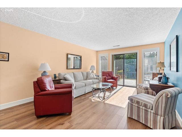 13813 Nw 10TH Ct B, Vancouver, WA 98685