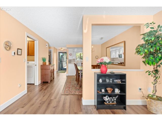 13813 Nw 10TH Ct B, Vancouver, WA 98685