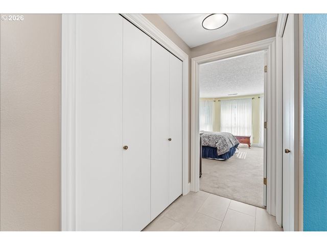 13813 Nw 10TH Ct B, Vancouver, WA 98685