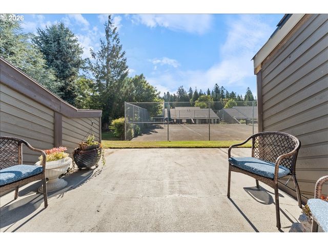 13813 Nw 10TH Ct B, Vancouver, WA 98685