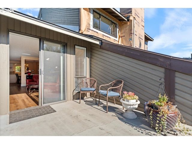 13813 Nw 10TH Ct B, Vancouver, WA 98685