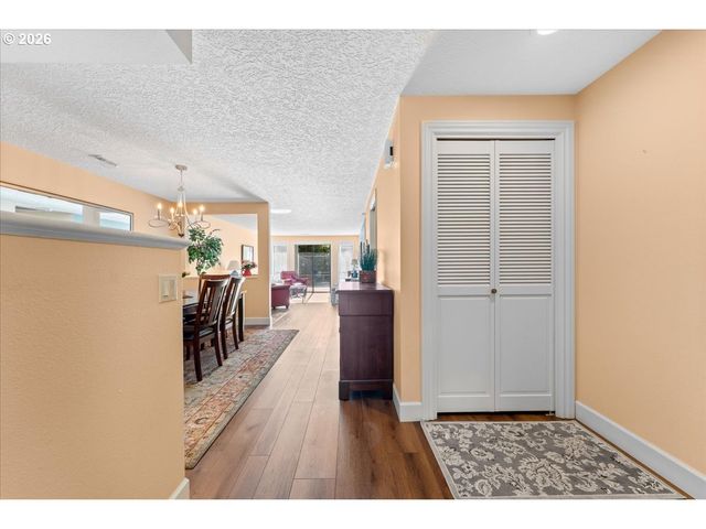 13813 Nw 10TH Ct B, Vancouver, WA 98685