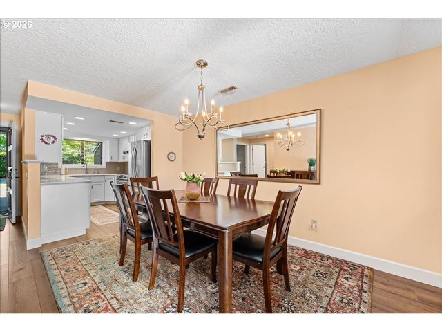 13813 Nw 10TH Ct B, Vancouver, WA 98685