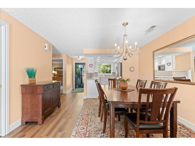 13813 Nw 10TH Ct B, Vancouver, WA 98685