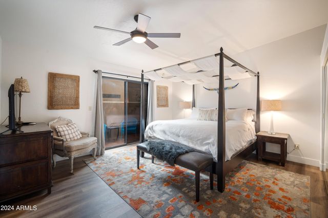 37222 N TOM DARLINGTON Drive 18, Carefree, AZ 85377