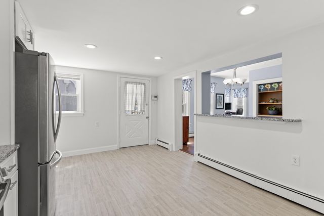 71 Franklin Street, Derry, NH 03038