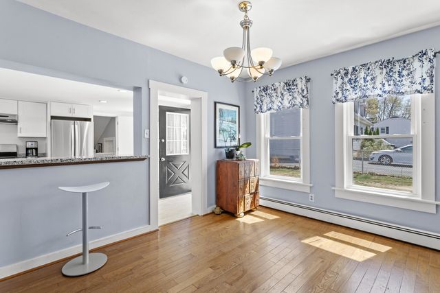 71 Franklin Street, Derry, NH 03038