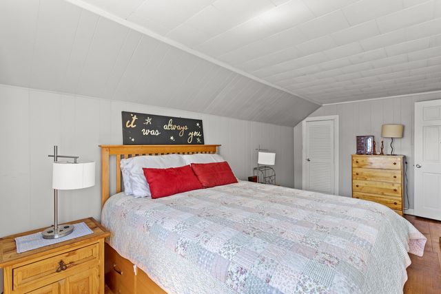 71 Franklin Street, Derry, NH 03038