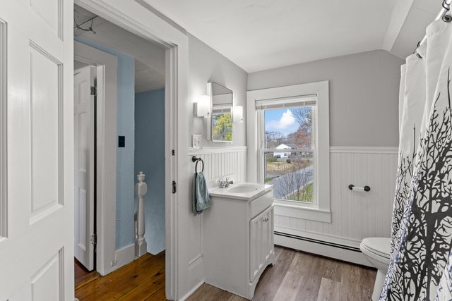 71 Franklin Street, Derry, NH 03038