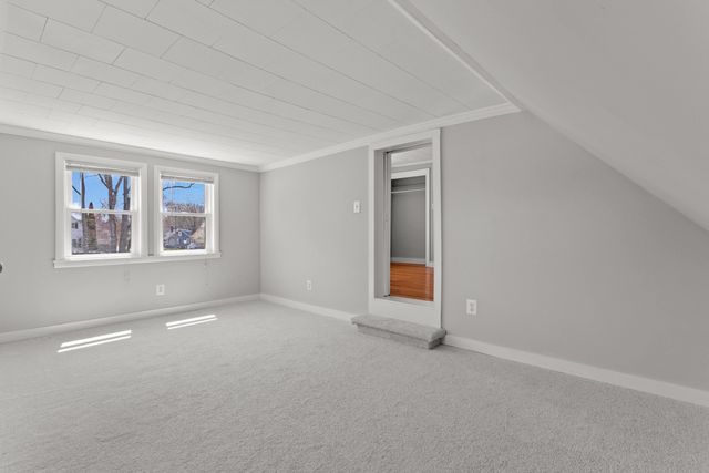 71 Franklin Street, Derry, NH 03038