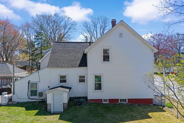 71 Franklin Street, Derry, NH 03038