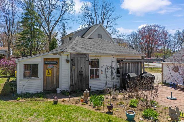71 Franklin Street, Derry, NH 03038