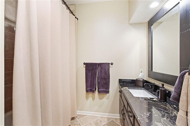 8414 Vista Circle, Parkville, MO 64152