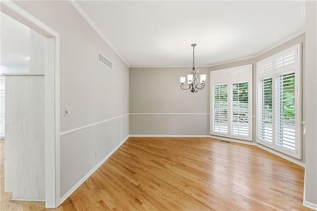 8414 Vista Circle, Parkville, MO 64152