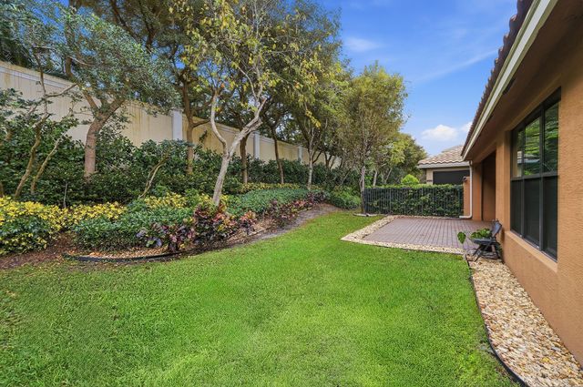 14085 Paverstone Terrace, Delray Beach, FL 33446