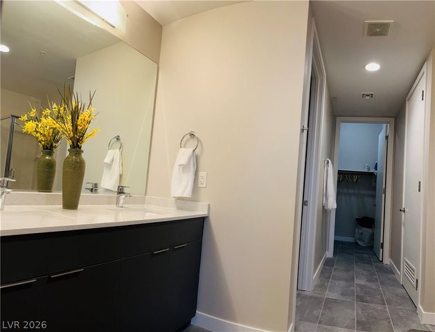 353 East Bonneville Avenue 606, Las Vegas, NV 89101