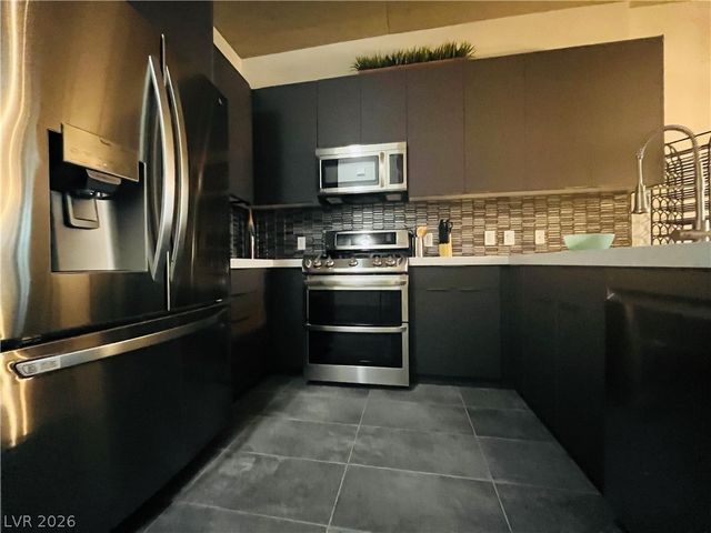 353 East Bonneville Avenue 606, Las Vegas, NV 89101
