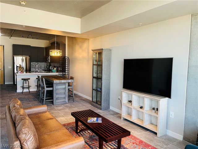 353 East Bonneville Avenue 606, Las Vegas, NV 89101