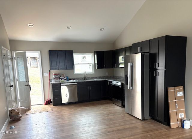 1724 Pendleton Street, Kingsport, TN 37660