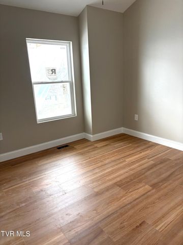 1724 Pendleton Street, Kingsport, TN 37660