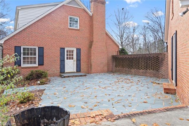 301 Queens Drive, Lexington, NC 27292