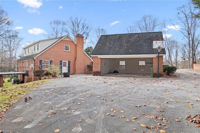 301 Queens Drive, Lexington, NC 27292