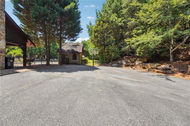 108 Somerset Lane, Cartersville, GA 30121
