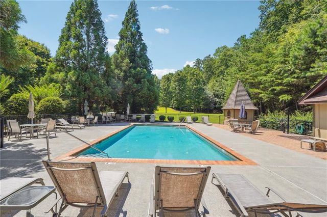 108 Somerset Lane, Cartersville, GA 30121