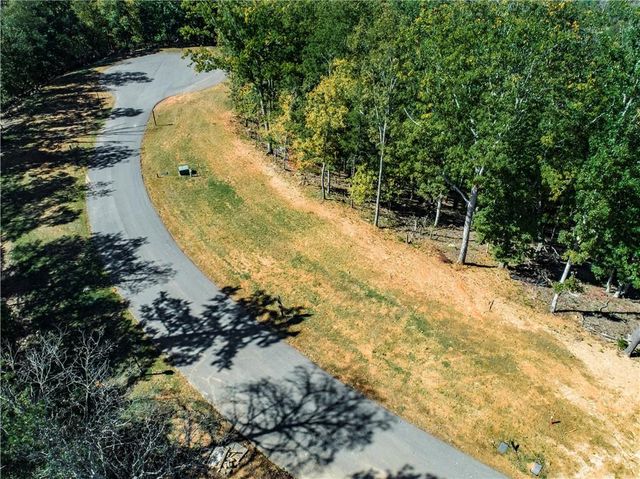 108 Somerset Lane, Cartersville, GA 30121