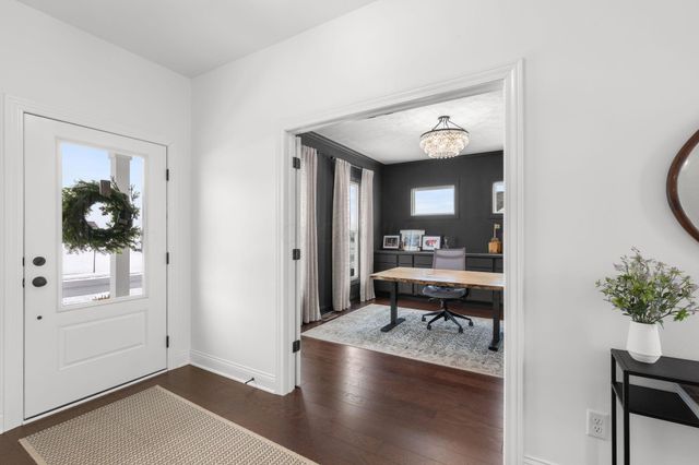 706 Noble Trace, Delaware, OH 43015