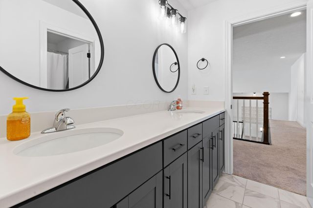 706 Noble Trace, Delaware, OH 43015