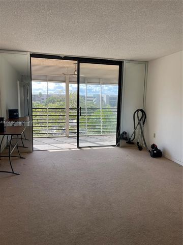 1100 Colony Point Cir 518, Pembroke Pines, FL 33026