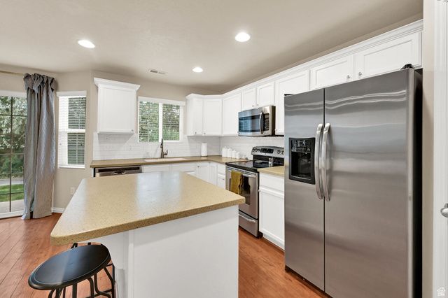 706 W 1045 N, Centerville, UT 84014