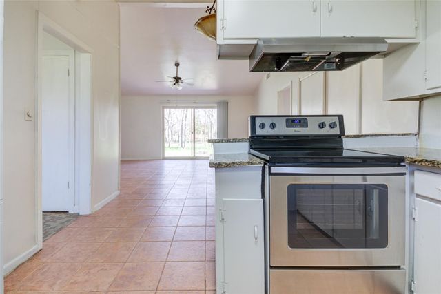 11811 Sleepy Hollow RD, Manchaca, TX 78652